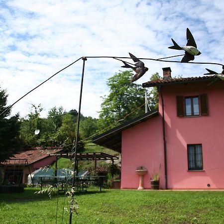 Bed and Breakfast Cascina Nel Bosco Moncucco Torinese Exterior foto