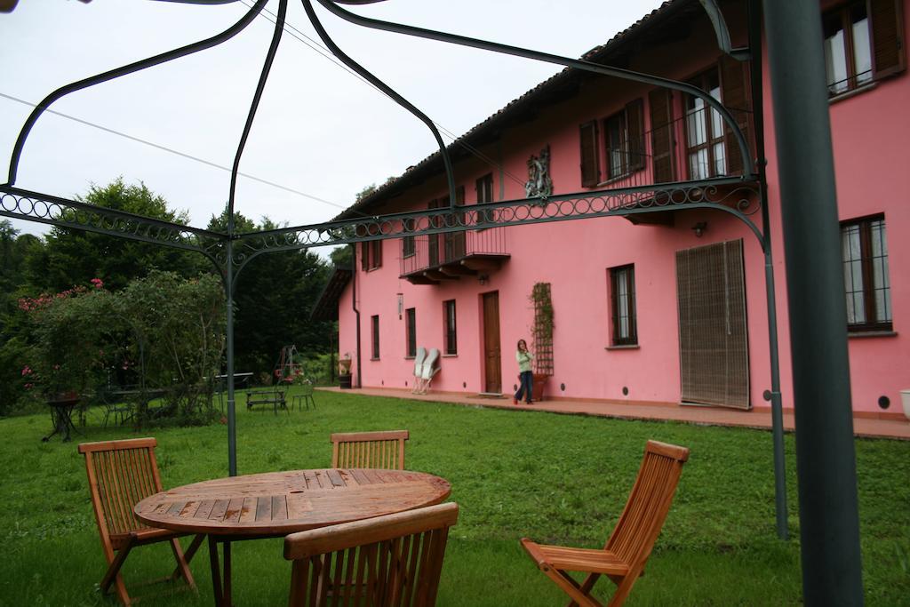 Bed and Breakfast Cascina Nel Bosco Moncucco Torinese Exterior foto